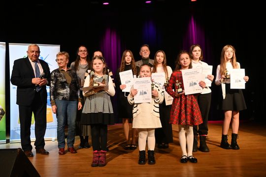 Pow. krasnostawski. XXI Powiatowe Spotkania z Kolędą „Pójdźmy wszyscy do stajenki” [GALERIA ZDJĘĆ]