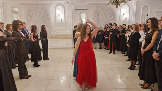 Studniówka IV Liceum Ogólnokształcącego w Chełmie [GALERIA ZDJĘC]