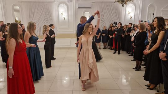 Studniówka IV Liceum Ogólnokształcącego w Chełmie [GALERIA ZDJĘC]