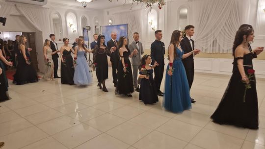 Studniówka IV Liceum Ogólnokształcącego w Chełmie [GALERIA ZDJĘC]