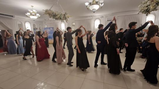 Studniówka IV Liceum Ogólnokształcącego w Chełmie [GALERIA ZDJĘC]