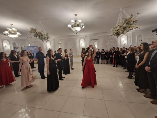 Studniówka IV Liceum Ogólnokształcącego w Chełmie [GALERIA ZDJĘC]