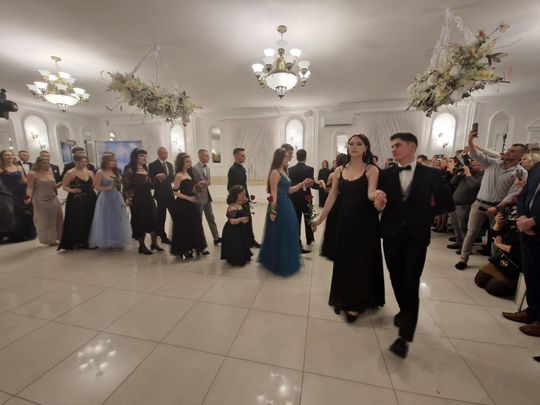 Studniówka IV Liceum Ogólnokształcącego w Chełmie [GALERIA ZDJĘC]