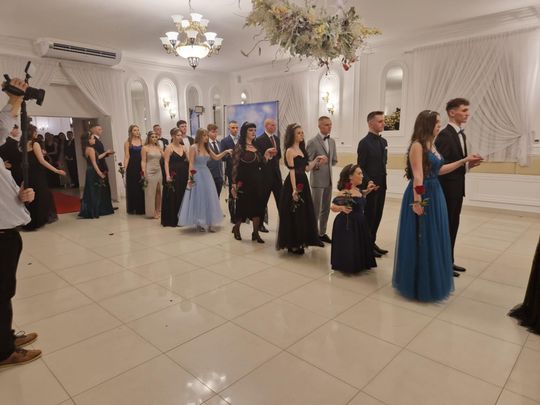 Studniówka IV Liceum Ogólnokształcącego w Chełmie [GALERIA ZDJĘC]