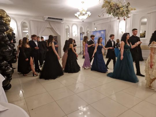 Studniówka IV Liceum Ogólnokształcącego w Chełmie [GALERIA ZDJĘC]