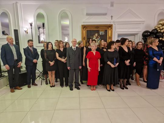 Studniówka IV Liceum Ogólnokształcącego w Chełmie [GALERIA ZDJĘC]