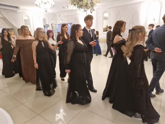 Studniówka IV Liceum Ogólnokształcącego w Chełmie [GALERIA ZDJĘC]