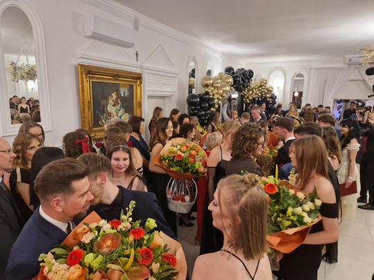 Studniówka IV Liceum Ogólnokształcącego w Chełmie [GALERIA ZDJĘC]