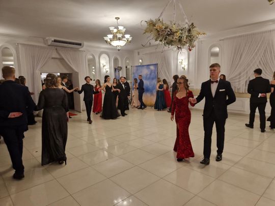 Studniówka IV Liceum Ogólnokształcącego w Chełmie [GALERIA ZDJĘC]