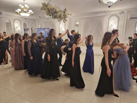 Studniówka IV Liceum Ogólnokształcącego w Chełmie [GALERIA ZDJĘC]