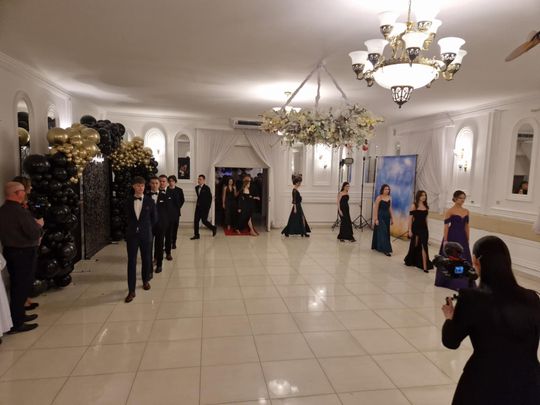 Studniówka IV Liceum Ogólnokształcącego w Chełmie [GALERIA ZDJĘC]