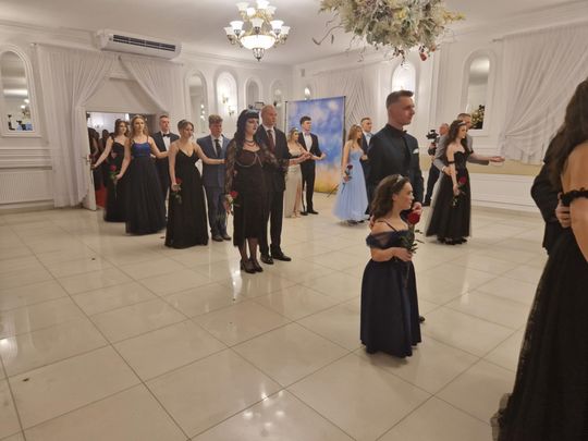 Studniówka IV Liceum Ogólnokształcącego w Chełmie [GALERIA ZDJĘC]