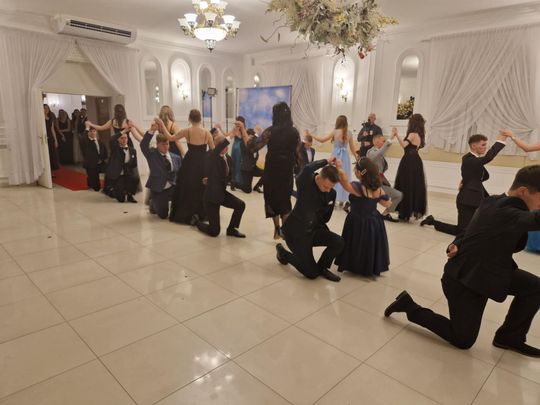 Studniówka IV Liceum Ogólnokształcącego w Chełmie [GALERIA ZDJĘC]