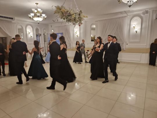 Studniówka IV Liceum Ogólnokształcącego w Chełmie [GALERIA ZDJĘC]