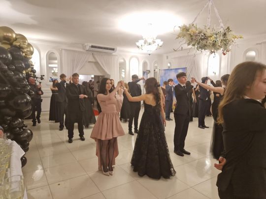 Studniówka IV Liceum Ogólnokształcącego w Chełmie [GALERIA ZDJĘC]