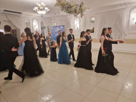 Studniówka IV Liceum Ogólnokształcącego w Chełmie [GALERIA ZDJĘC]