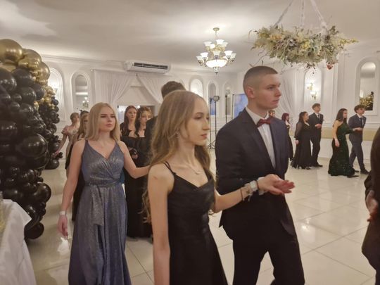 Studniówka IV Liceum Ogólnokształcącego w Chełmie [GALERIA ZDJĘC]