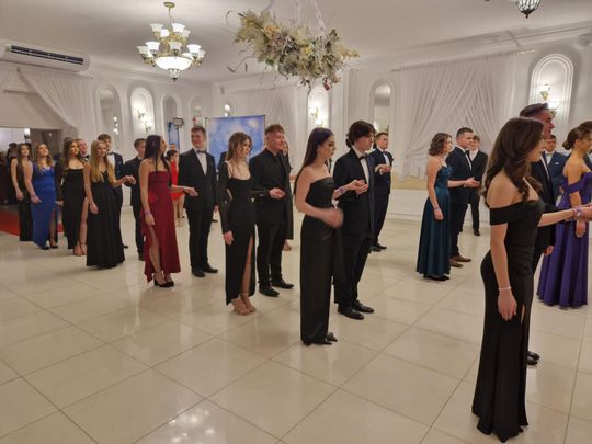 Studniówka IV Liceum Ogólnokształcącego w Chełmie [GALERIA ZDJĘC]