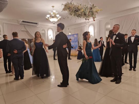 Studniówka IV Liceum Ogólnokształcącego w Chełmie [GALERIA ZDJĘC]