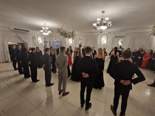 Studniówka IV Liceum Ogólnokształcącego w Chełmie [GALERIA ZDJĘC]