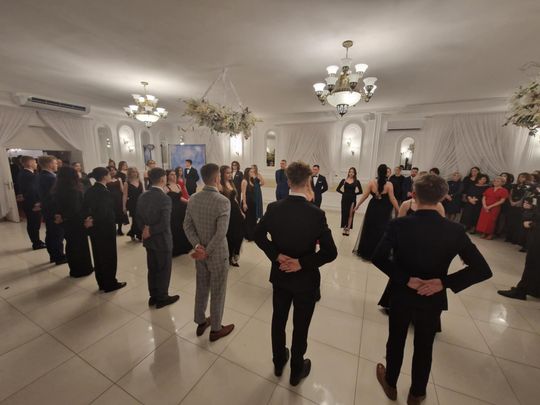 Studniówka IV Liceum Ogólnokształcącego w Chełmie [GALERIA ZDJĘC]