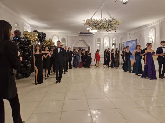 Studniówka IV Liceum Ogólnokształcącego w Chełmie [GALERIA ZDJĘC]