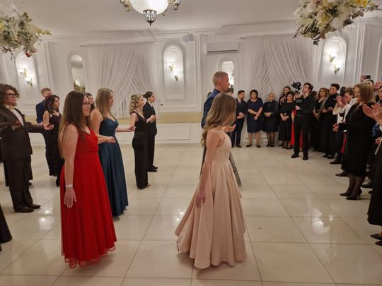 Studniówka IV Liceum Ogólnokształcącego w Chełmie [GALERIA ZDJĘC]