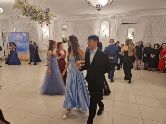 Studniówka IV Liceum Ogólnokształcącego w Chełmie [GALERIA ZDJĘC]