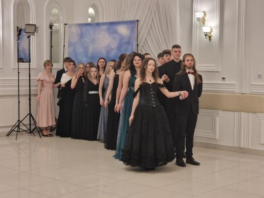 Studniówka IV Liceum Ogólnokształcącego w Chełmie [GALERIA ZDJĘC]