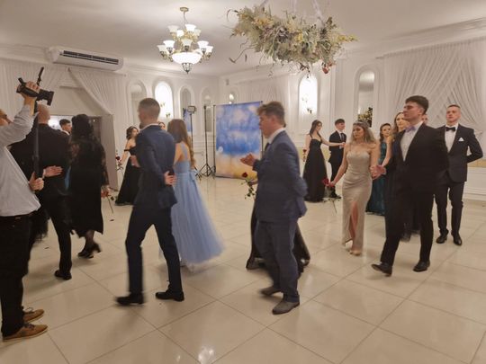 Studniówka IV Liceum Ogólnokształcącego w Chełmie [GALERIA ZDJĘC]