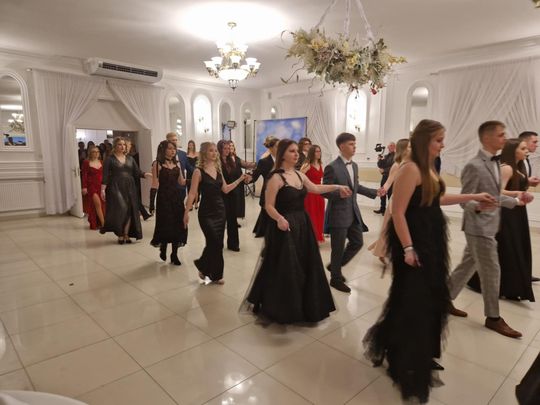 Studniówka IV Liceum Ogólnokształcącego w Chełmie [GALERIA ZDJĘC]