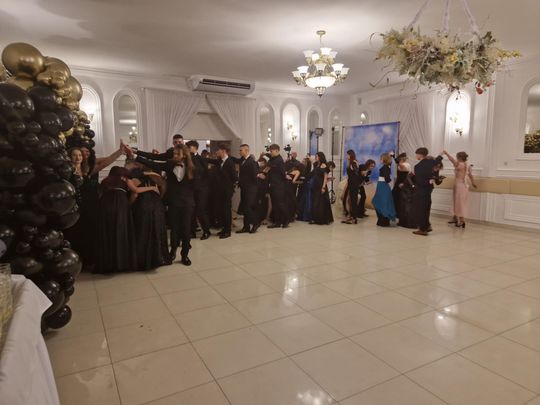 Studniówka IV Liceum Ogólnokształcącego w Chełmie [GALERIA ZDJĘC]