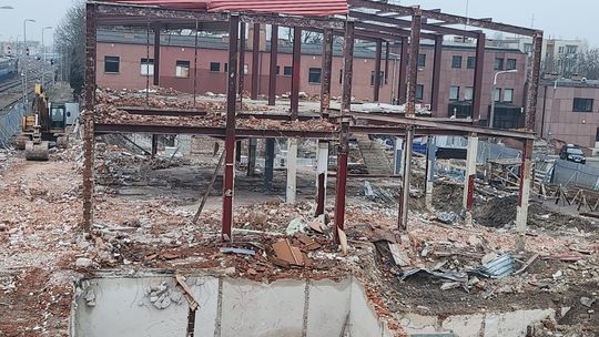 Chełm. Dworzec PKP niemal zrównany z ziemią. Powstanie nowy za prawie 26 mln zł [ZDJĘCIA]