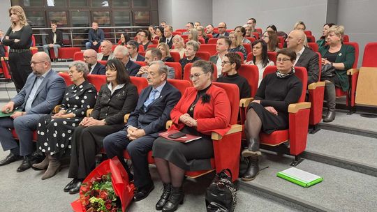 Chełm. Uroczysta sesja  rady miasta. 2025 - Rok Jubileuszowy ChKS Chełmianka Chełm [GALERIA ZDJĘĆ]