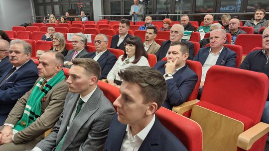 Chełm. Uroczysta sesja  rady miasta. 2025 - Rok Jubileuszowy ChKS Chełmianka Chełm [GALERIA ZDJĘĆ]