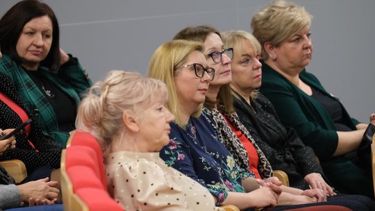 Chełm. Uroczysta sesja  rady miasta. 2025 - Rok Jubileuszowy ChKS Chełmianka Chełm [GALERIA ZDJĘĆ]