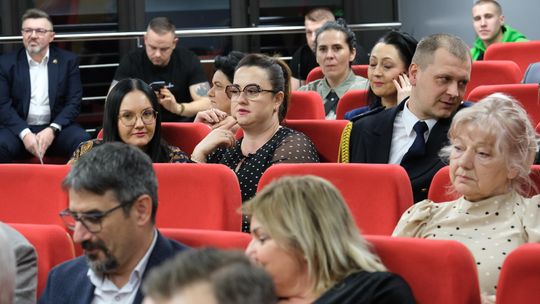 Chełm. Uroczysta sesja  rady miasta. 2025 - Rok Jubileuszowy ChKS Chełmianka Chełm [GALERIA ZDJĘĆ]