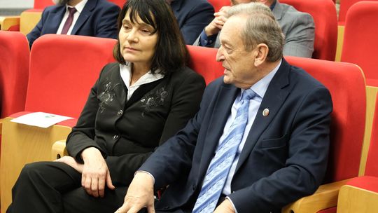 Chełm. Uroczysta sesja  rady miasta. 2025 - Rok Jubileuszowy ChKS Chełmianka Chełm [GALERIA ZDJĘĆ]