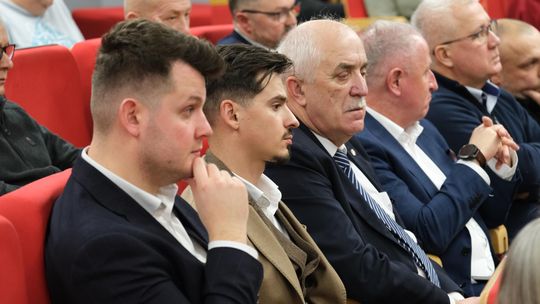 Chełm. Uroczysta sesja  rady miasta. 2025 - Rok Jubileuszowy ChKS Chełmianka Chełm [GALERIA ZDJĘĆ]