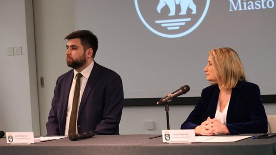 Chełm. Uroczysta sesja  rady miasta. 2025 - Rok Jubileuszowy ChKS Chełmianka Chełm [GALERIA ZDJĘĆ]