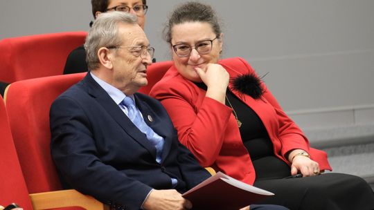 Chełm. Uroczysta sesja  rady miasta. 2025 - Rok Jubileuszowy ChKS Chełmianka Chełm [GALERIA ZDJĘĆ]