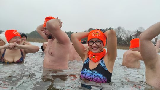 Zimna woda niestraszna Krasnostawskim Karpiom! [GALERIA ZDJĘĆ]