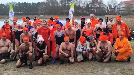 Zimna woda niestraszna Krasnostawskim Karpiom! [GALERIA ZDJĘĆ]