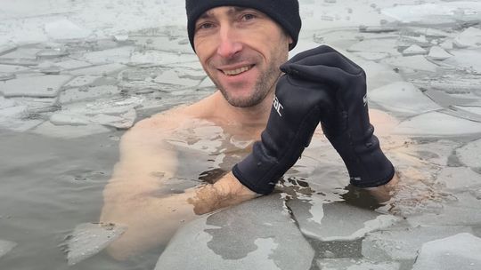 Zimna woda niestraszna Krasnostawskim Karpiom! [GALERIA ZDJĘĆ]