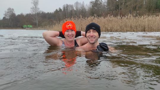 Zimna woda niestraszna Krasnostawskim Karpiom! [GALERIA ZDJĘĆ]