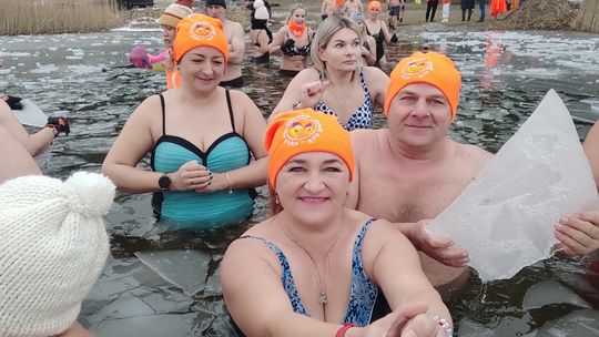 Zimna woda niestraszna Krasnostawskim Karpiom! [GALERIA ZDJĘĆ]