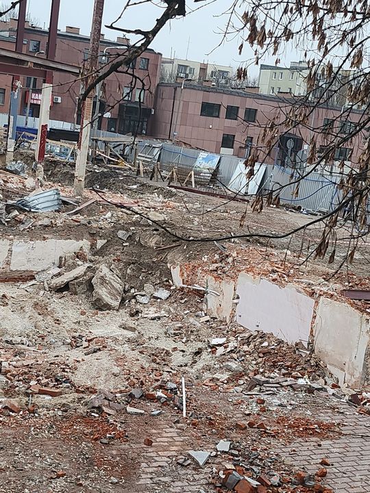 Chełm. Dworzec PKP niemal zrównany z ziemią. Powstanie nowy za prawie 26 mln zł [ZDJĘCIA]