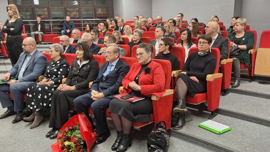 Chełm. Uroczysta sesja  rady miasta. 2025 - Rok Jubileuszowy ChKS Chełmianka Chełm [GALERIA ZDJĘĆ]