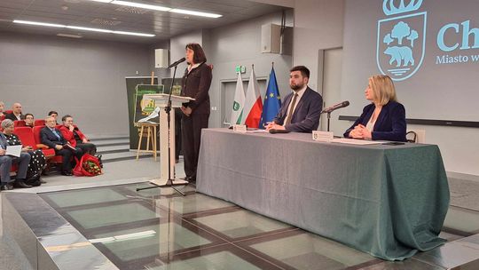 Chełm. Uroczysta sesja  rady miasta. 2025 - Rok Jubileuszowy ChKS Chełmianka Chełm [GALERIA ZDJĘĆ]