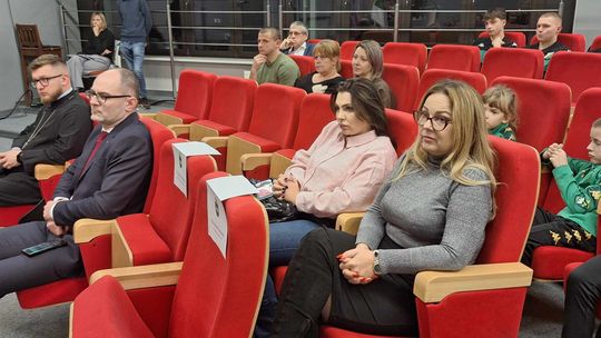 Chełm. Uroczysta sesja  rady miasta. 2025 - Rok Jubileuszowy ChKS Chełmianka Chełm [GALERIA ZDJĘĆ]